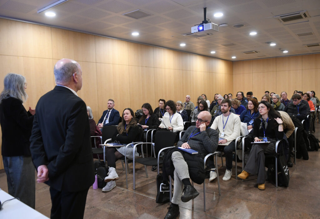 Reunión de la Asamblea Ciudadana discutiendo el futuro de Andorra