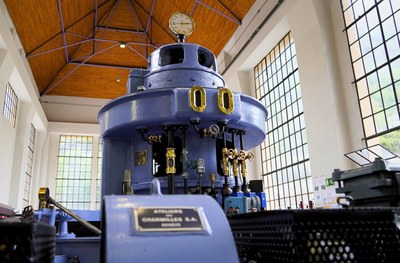 Máquina generadora de energía en Andorra, utilizada para producción eléctrica.