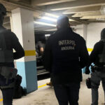 Policía de Andorra en acción durante la detención de fugitivos franceses.