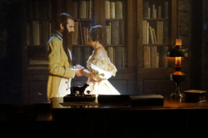 Representación de personajes históricos en un museo