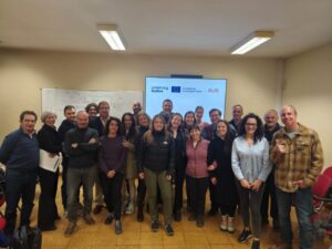 Grupo de personas en reunión del proyecto ALIS en Porto, Portugal.