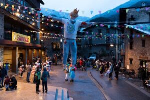 Celebración del Carnaval de Ordino con actividades y decoraciones festivas