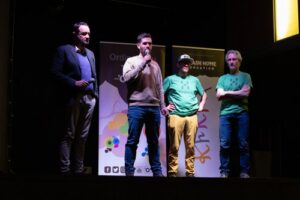 Presentadores del documental 21 Nevados en Ordino durante la proyección