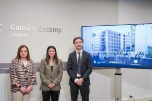 Presentación de la nueva residencia para mayores en Encamp con representantes de MoraBanc.