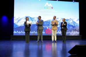 Participantes en el 13º Congreso Mundial de Turismo de Montaña y Bienestar en Andorra