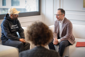 Reunión entre el cap de Govern de Andorra y Junior Nzita Nsuami sobre protección infantil