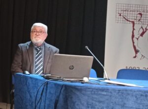 Dr. Josep Maria Fernàndez i Novell en conferencia sobre química