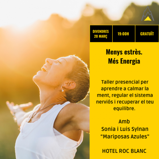 Mujer disfrutando de un taller sobre reducción del estrés