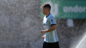 Carles Manso durante un entrenamiento con el equipo del Valladolid