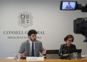 Reunión del grupo parlamentario de Concòrdia discutiendo sobre alquileres en Andorra.