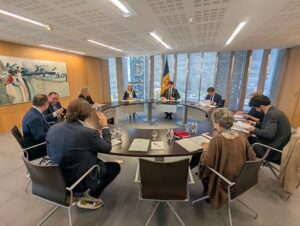 Reunión de la Junta de Presidents discutiendo comisiones legislativas