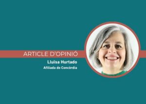 Retrato de Lluïsa Hurtado, afiliada de Concòrdia, en un fondo verde.