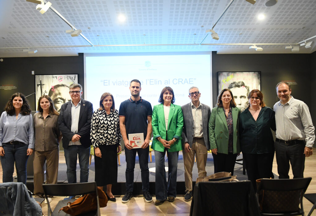 Presentación del cuento El viatge de l'Elin al CRAE en Andorra