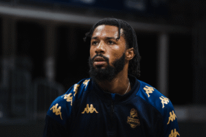 Jugador del MoraBanc Andorra en un partido de baloncesto