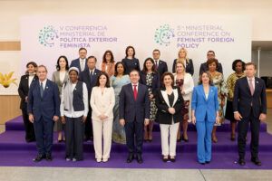 Participantes de la V Conferencia Ministerial de Política Exterior Feminista en Madrid