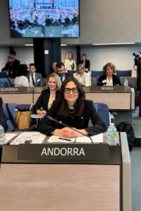 Ester Molné en el Consejo de Europa discutiendo blanqueo de capitales