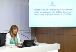 Presentación sobre la regulación de la profesión de gestor administrativo en Andorra