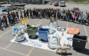 Más de 300 voluntarios participan en la limpieza de montañas en Andorra