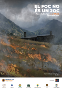 Imagen de una jornada de prevención de incendios en la Vall de Sorteny con fuego simulado.