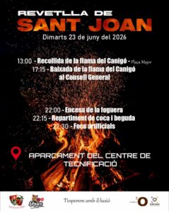 Celebración de la Revetlla de Sant Joan con hoguera y fuegos artificiales
