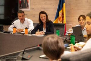 Reunión del Consell d’Infants en Ordino con alumnos y representantes