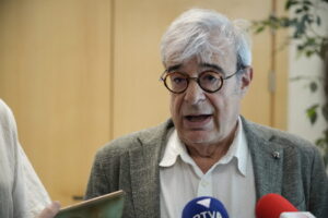 Un portavoz del Govern de Andorra habla sobre protección digital en escuelas