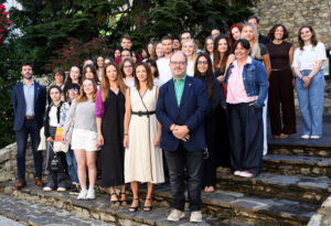Grupo de estudiantes internacionales en el Campus de lengua catalana en Andorra