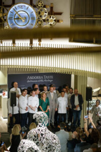 Grupo de chefs y autoridades en la inauguración de Andorra Taste 2026
