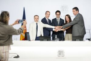 Representantes del Govern y comunes de Andorra en la creación del parque natural nacional