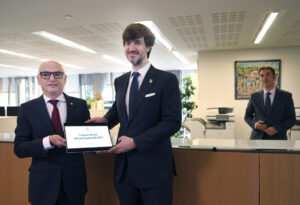 Ministro de Finanzas presenta proyecto de ley del presupuesto 2027